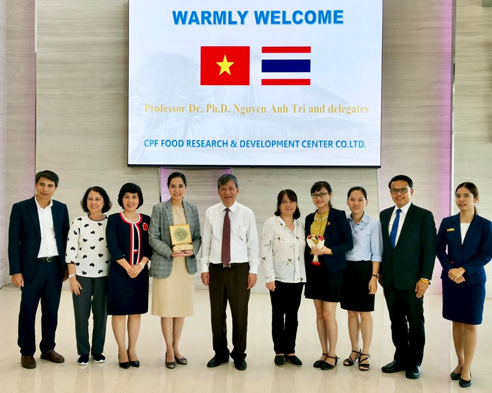 CPF เปิดศูนย์วิจัยและพัฒนาอาหาร ต้อนรับสมาชิกรัฐสภาเวียดนาม และวีรบุรุษแห่งชาติ CPF เปิดศูนย์วิจัยและพัฒนาอาหาร ต้อนรับสมาชิกรัฐสภาเวียดนาม และวีรบุรุษแห่งชาติ